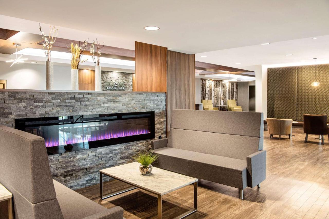 Clarion Hotel & Suites Виннипег Экстерьер фото